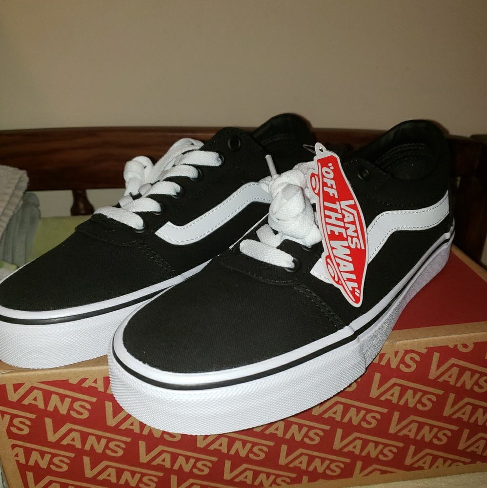 Womens 8 Vans